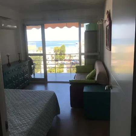 El Capricho De Cristy&elena Apartment Torremolinos